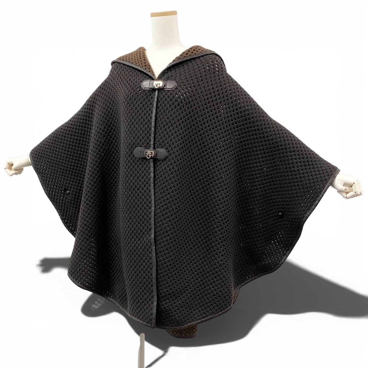 85b9 《美品》 Salvatore Ferragamo サルヴァトーレフェラガモ ニット