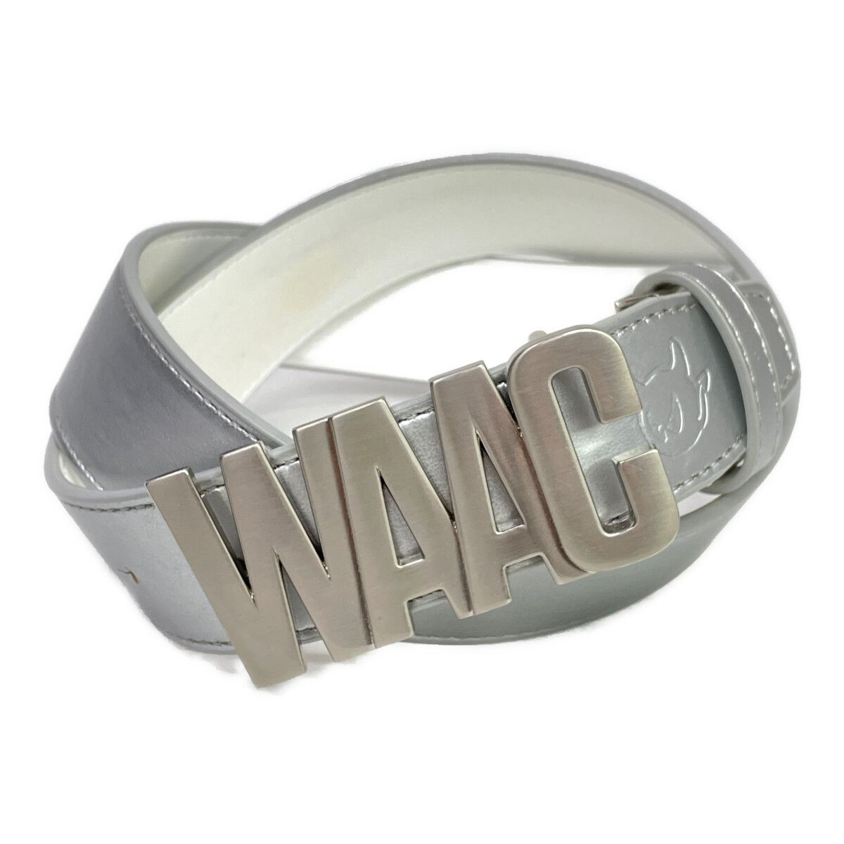 coco 中古 ワック WAAC ベルト シルバー 3Dロゴバックル 中古 ワック WAAC ベルト シルバー 3Dロゴバックル - メルカリ