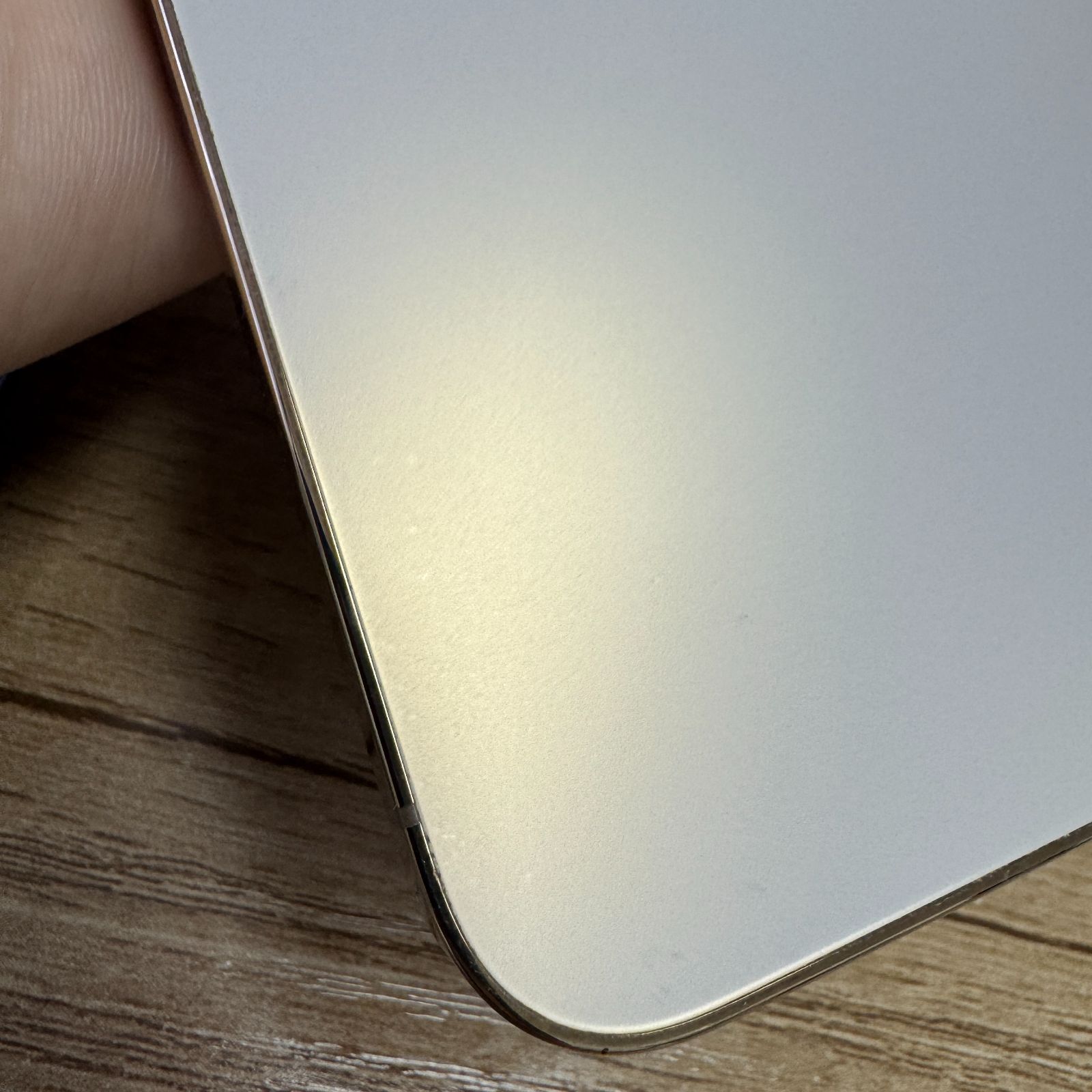ジャンク】iPhone13Pro 256GB ゴールド 画面漏れ - メルカリ