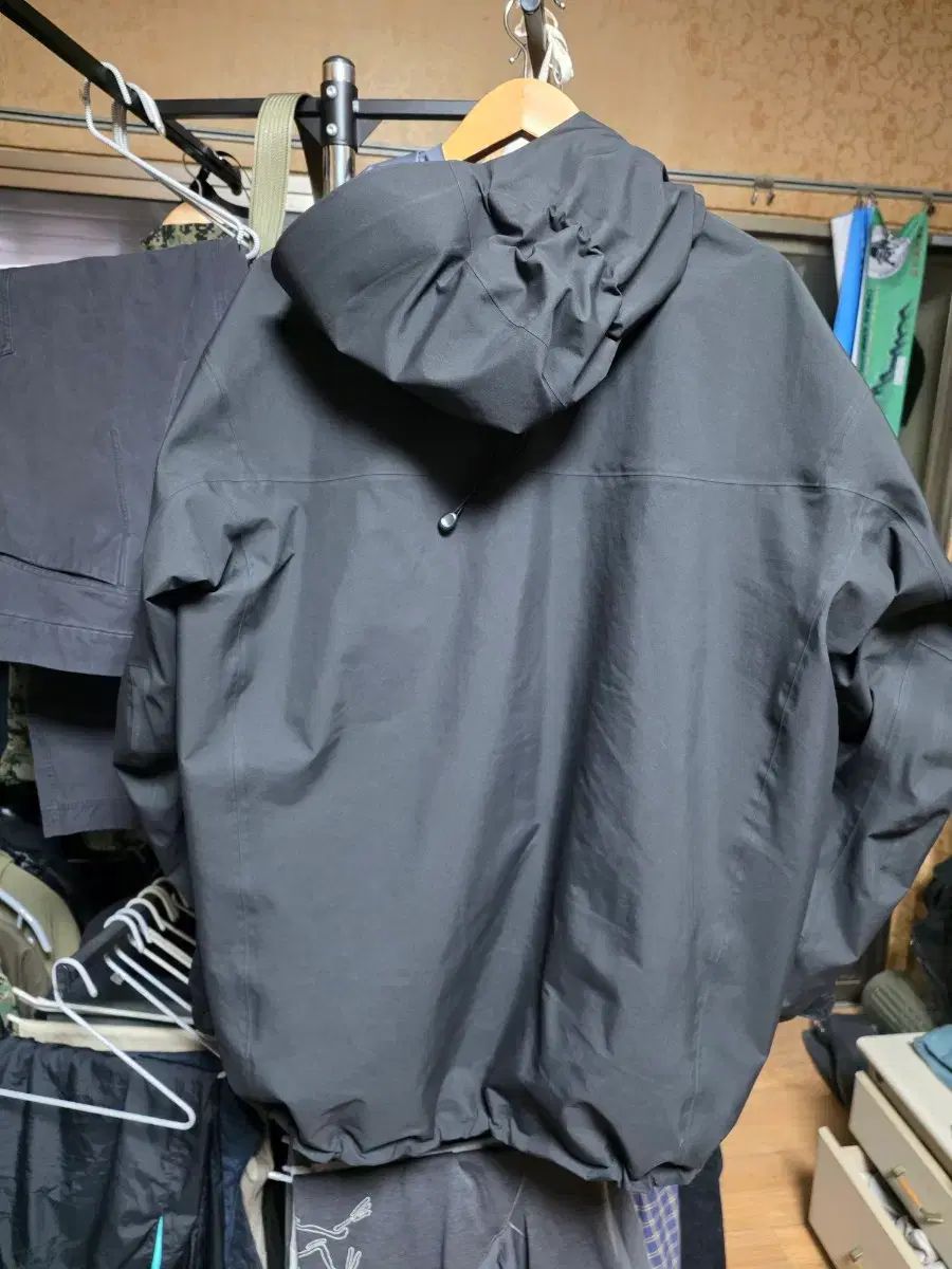 アークテリクス アルファSV 24 k XXL