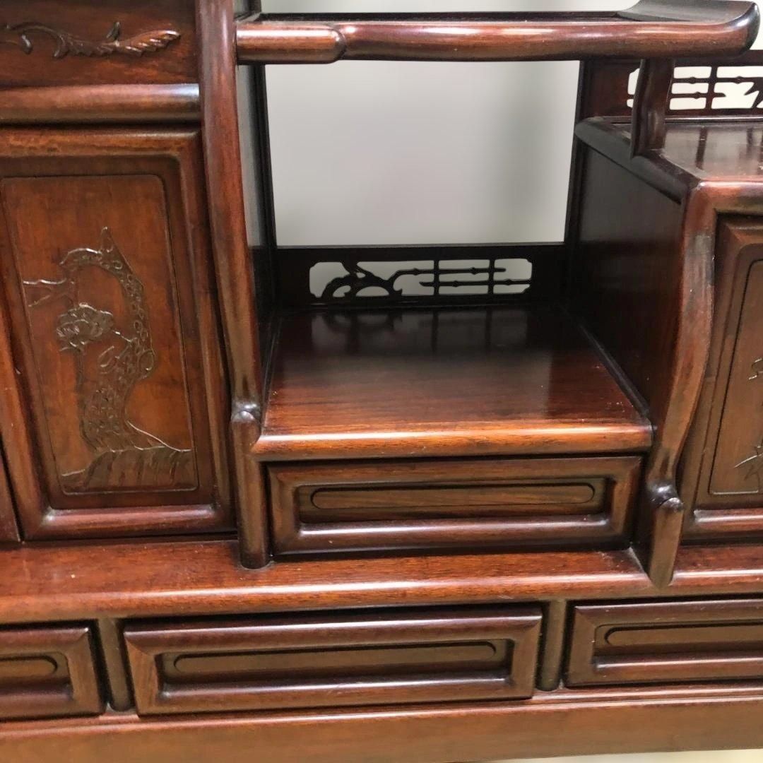 中国家具 唐木 飾り棚 茶棚 木製 彫刻 透かし彫り 収納棚 キャビネット