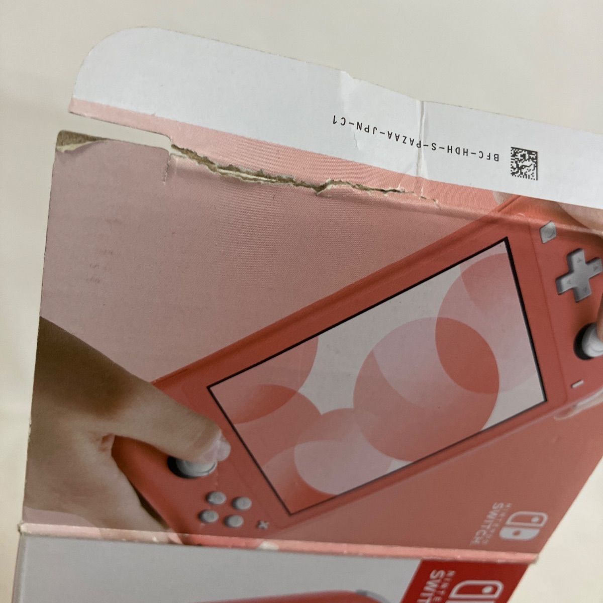 中古 Nintendo Switch Lite スイッチライト コーラル 本体 YD2014 c090