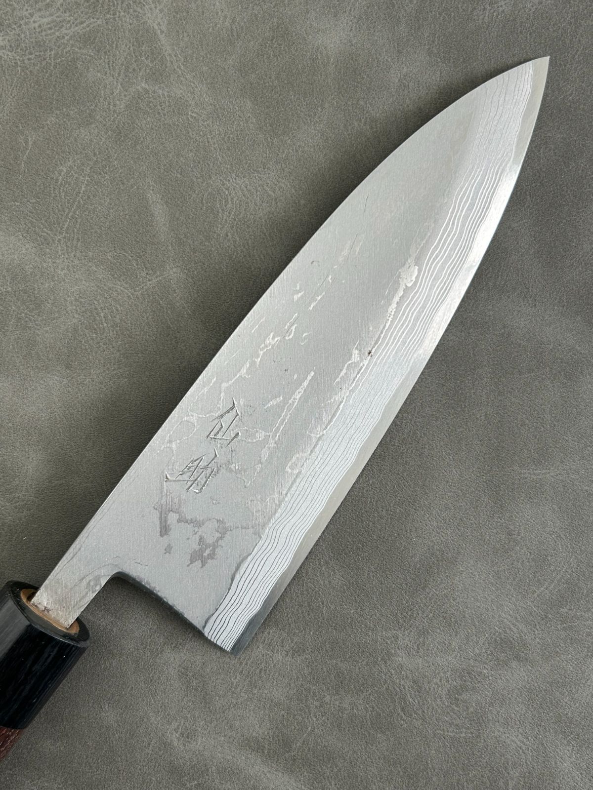 訳あり 仙助 包丁 出刃 ダマスカス 安来鋼青紙2号 180ｍｍ 紫檀シノギ柄 43