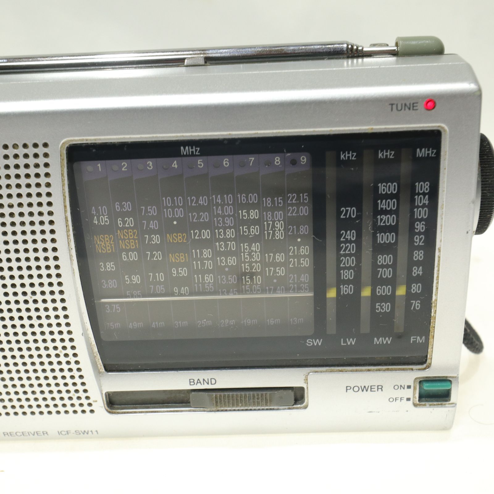 オーディオ機器 ラジオ ワールドバンドライオ SONY CF-SW7600G - 本体