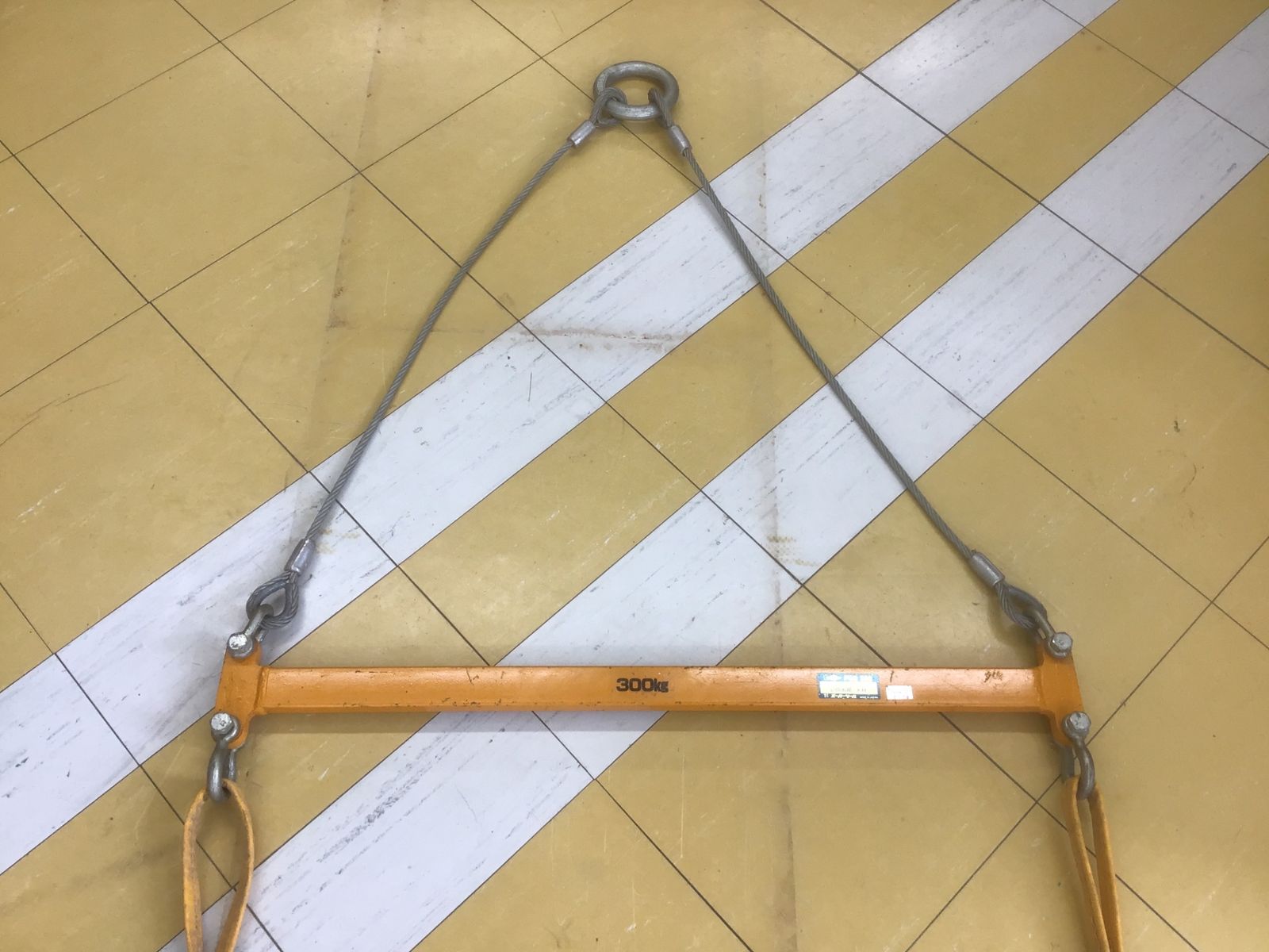 動作品 スーパーツール 300 kg 2点吊用天秤＋150 kgクランプ □アクトツー □吊福