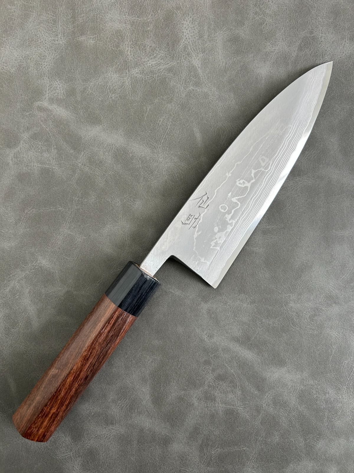 訳あり 仙助 包丁 出刃 ダマスカス 安来鋼青紙2号 180ｍｍ 紫檀シノギ柄 44