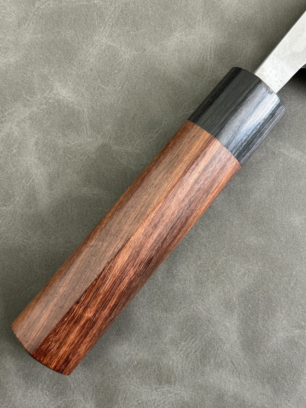 訳あり 仙助 包丁 出刃 ダマスカス 安来鋼青紙2号 180mm 紫檀シノギ柄 44