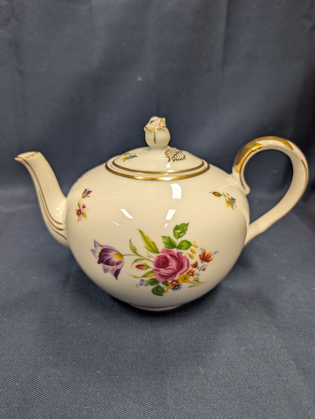 ババリア 花模様ティーポット＆ミルクポット