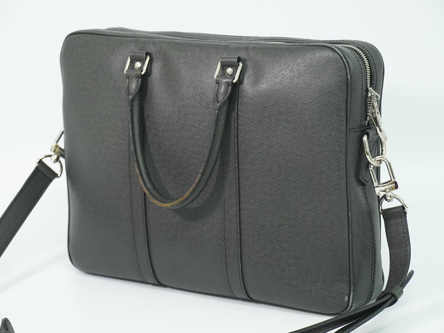 本物 ルイヴィトン LOUIS VUITTON LV ポルトドキュマン ヴォワヤージュ