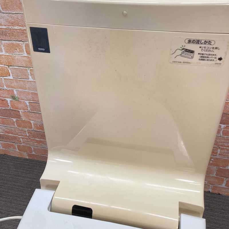 パステルアイボリー