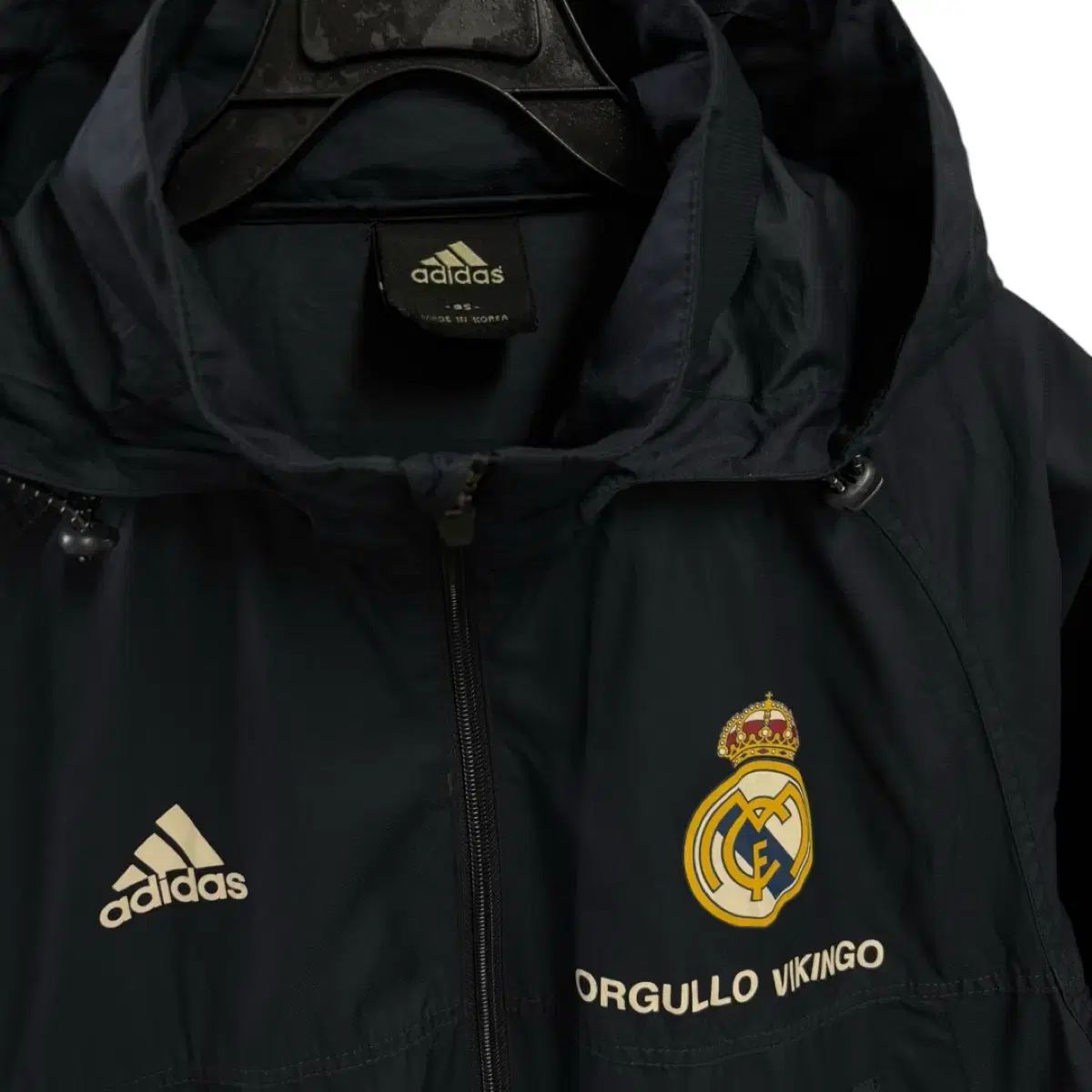 アディダス レアルマドリード ウィンドブレーカー (フードフォール