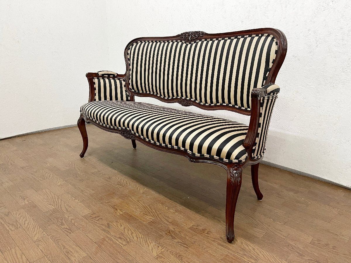 ● ロココ調 2人掛けアームチェア 2人掛けソファ 猫脚 ストライプ イタリアンクラシック フレンチ アンティーク調 貝1447