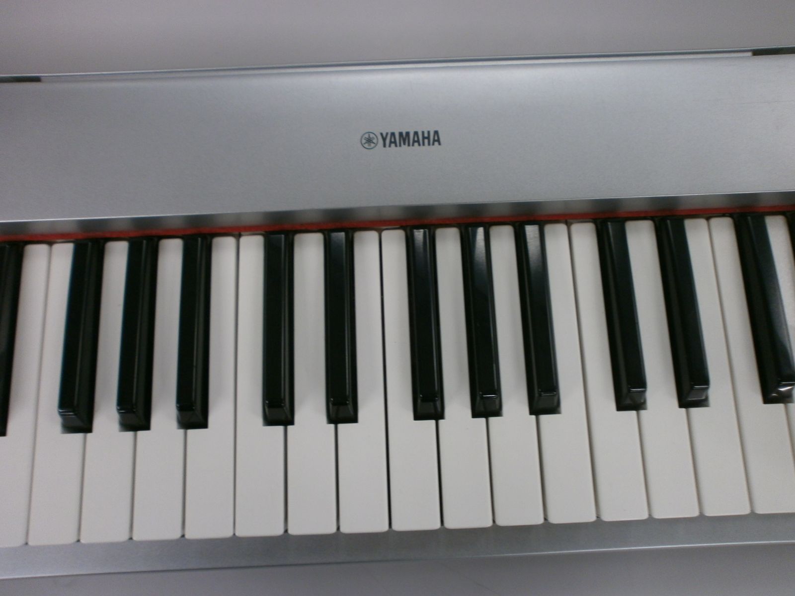 現地引取のみ・配送不可】デジタルキーボード（YAMAHA piaggero NP-31S