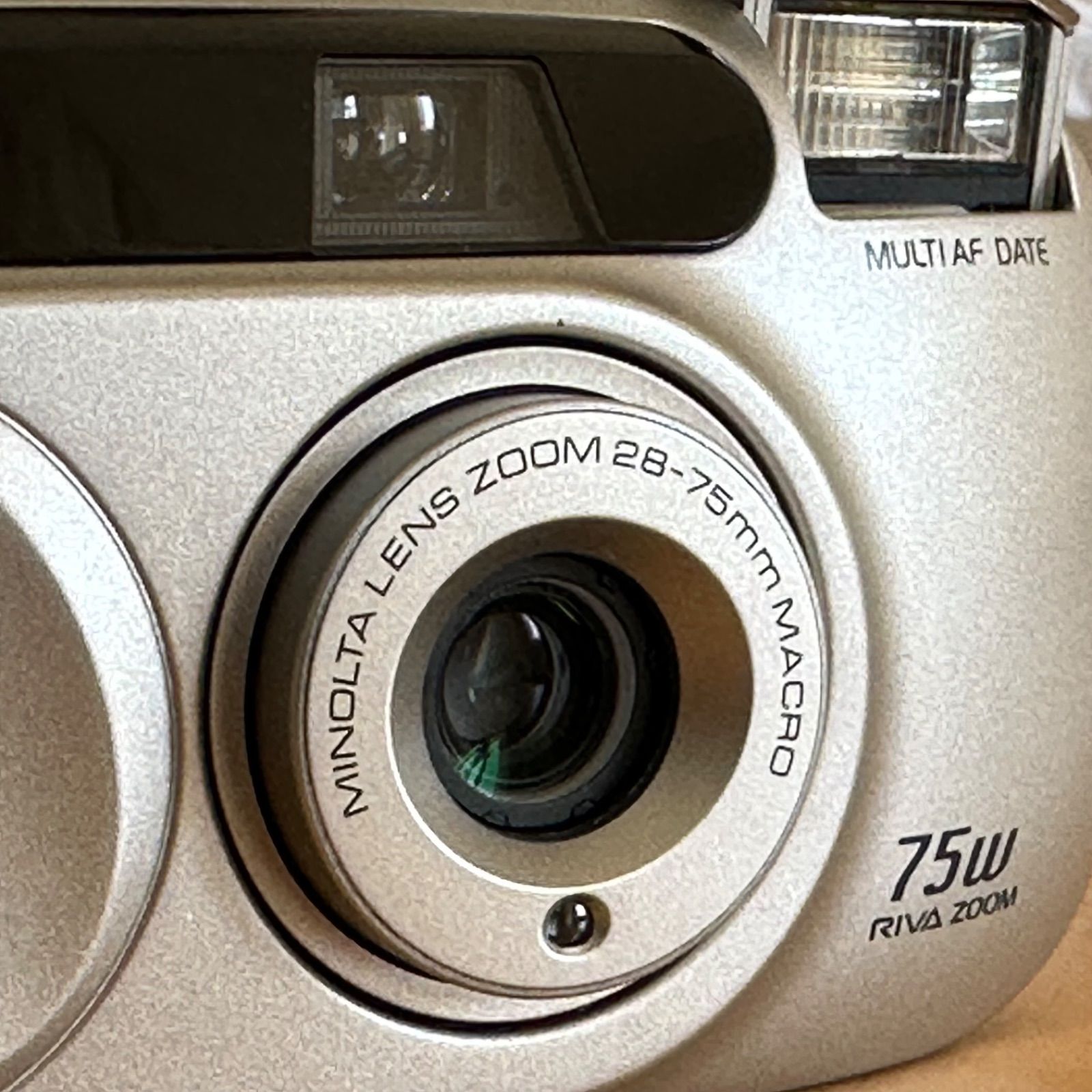 動作品】美品 ミノルタ MINOLTA 75W RIVA ZOOM フィルムカメラ 動作