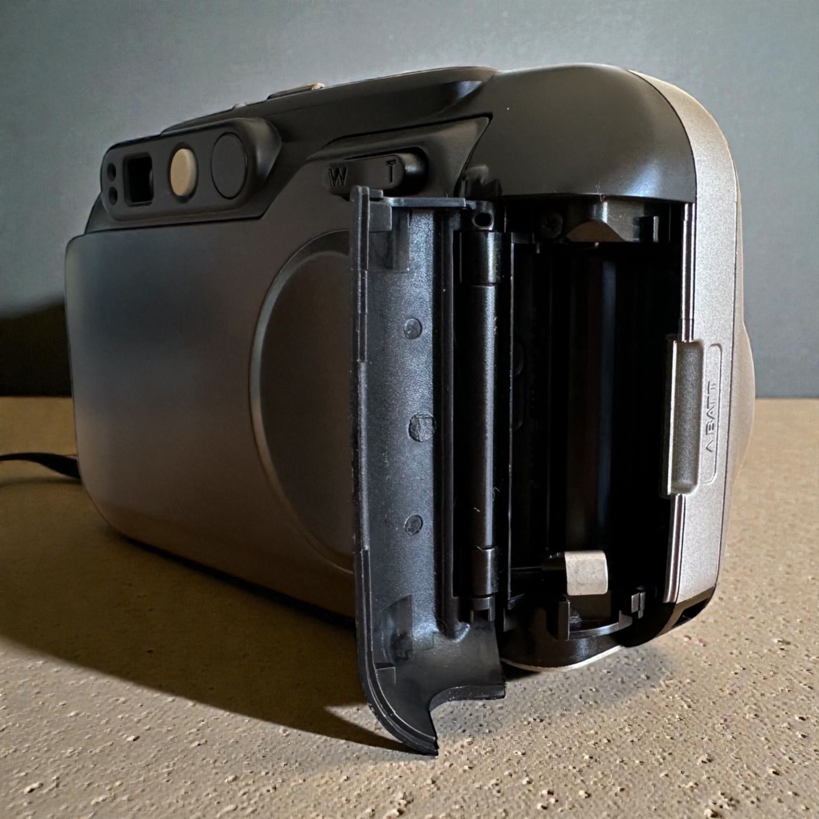 動作品】美品 ミノルタ MINOLTA 75W RIVA ZOOM フィルムカメラ 動作