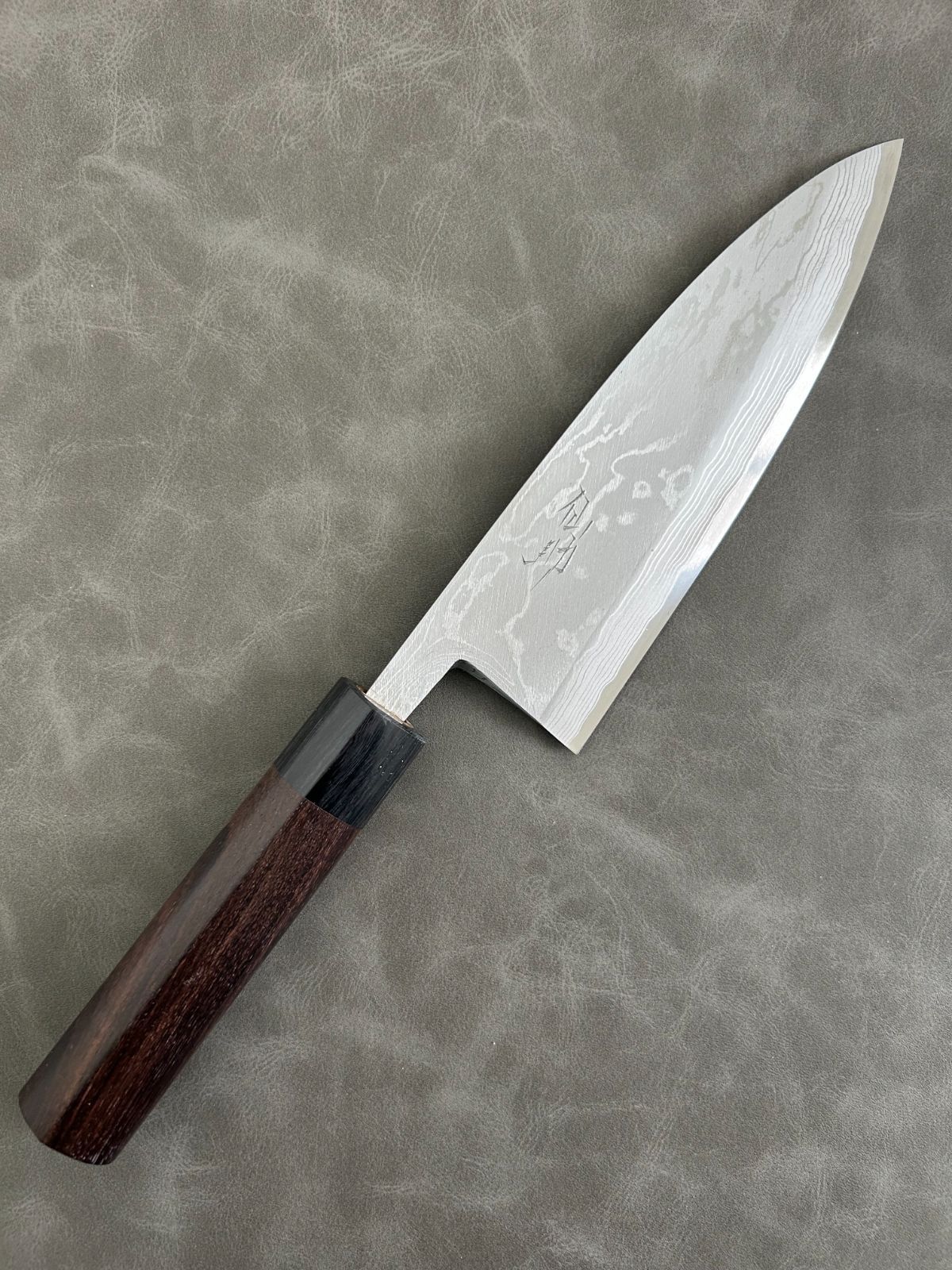 訳あり 仙助 包丁 出刃 ダマスカス 安来鋼青紙2号 180ｍｍ 紫檀シノギ柄 49