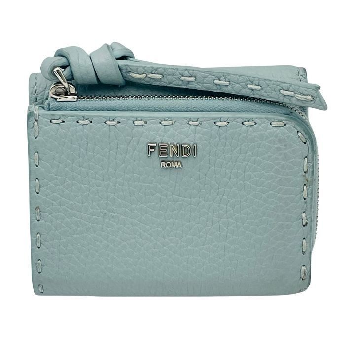 FENDI フェンディ セレリア 三つ折り財布 レザー スカイブルー 箱／保存袋 FENDI フェンディ セレリア 三つ折り財布 レザー スカイブルー 箱