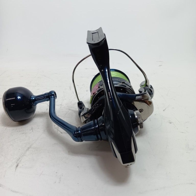 SHIMANO シマノ 047427 釣り用品 リール スピニングリール 24ストラディックSW 6000 XG 程度B