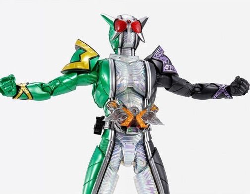 S.H.Figuarts（真骨彫製法） 仮面ライダーW サイクロンジョーカー