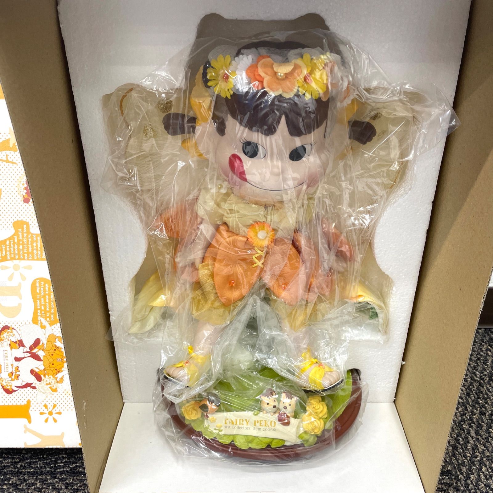 ペコちゃんフェアリービスクドール　2006 未使用品】不二家 ペコちゃん ビスクドール Yers' Dollシリーズ 2006