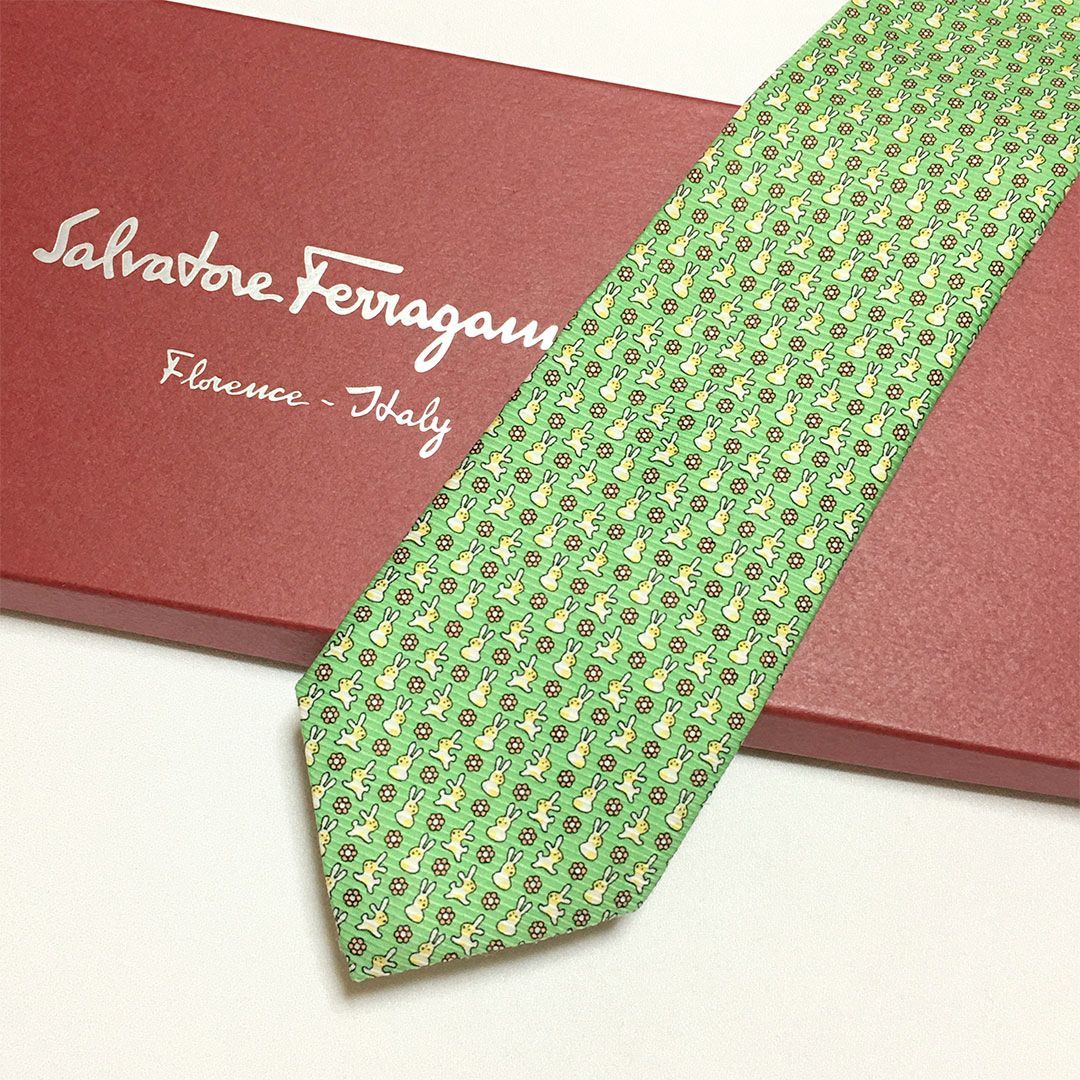 未使用級 サルヴァトーレフェラガモ Salvatore Ferragamo ネクタイ