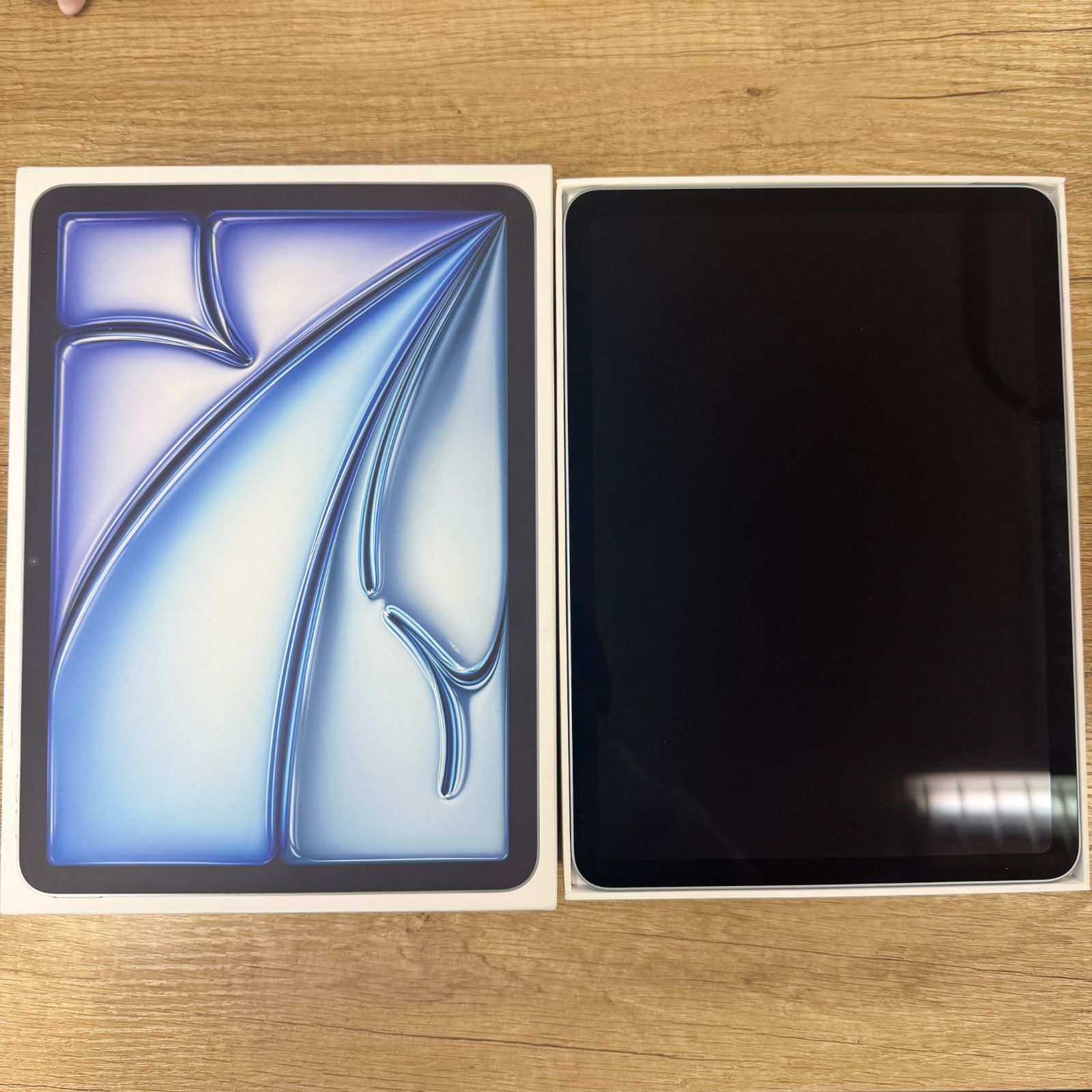 Apple iPad Air M3 11インチ256GB バッテリー100% バッテリー100%☆iPad Air 11インチ M3 Wi-Fiモデル - メルカリ