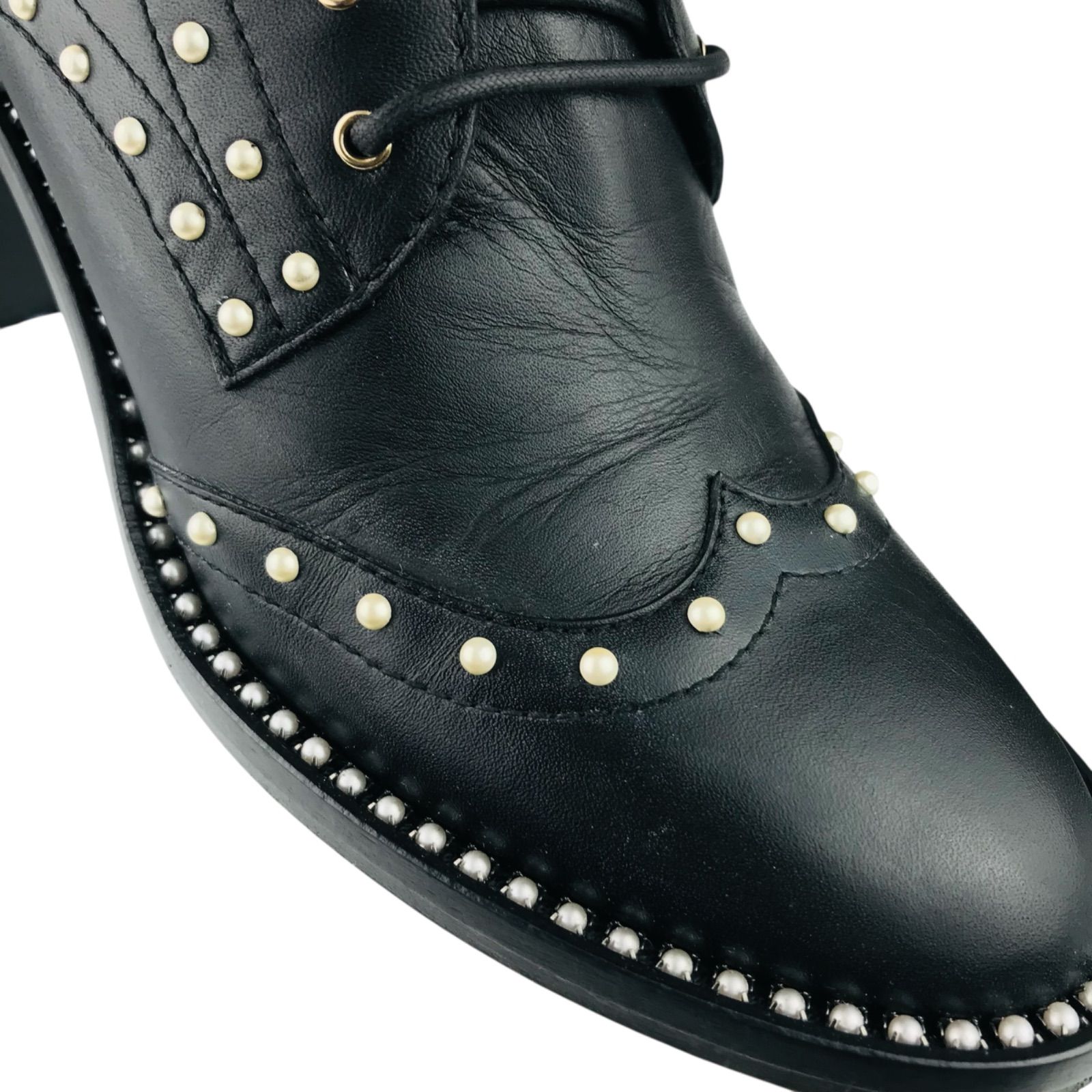 美品☆JIMMY CHOO・ジミーチュウ【HANAH 65】レディース レザー パール 