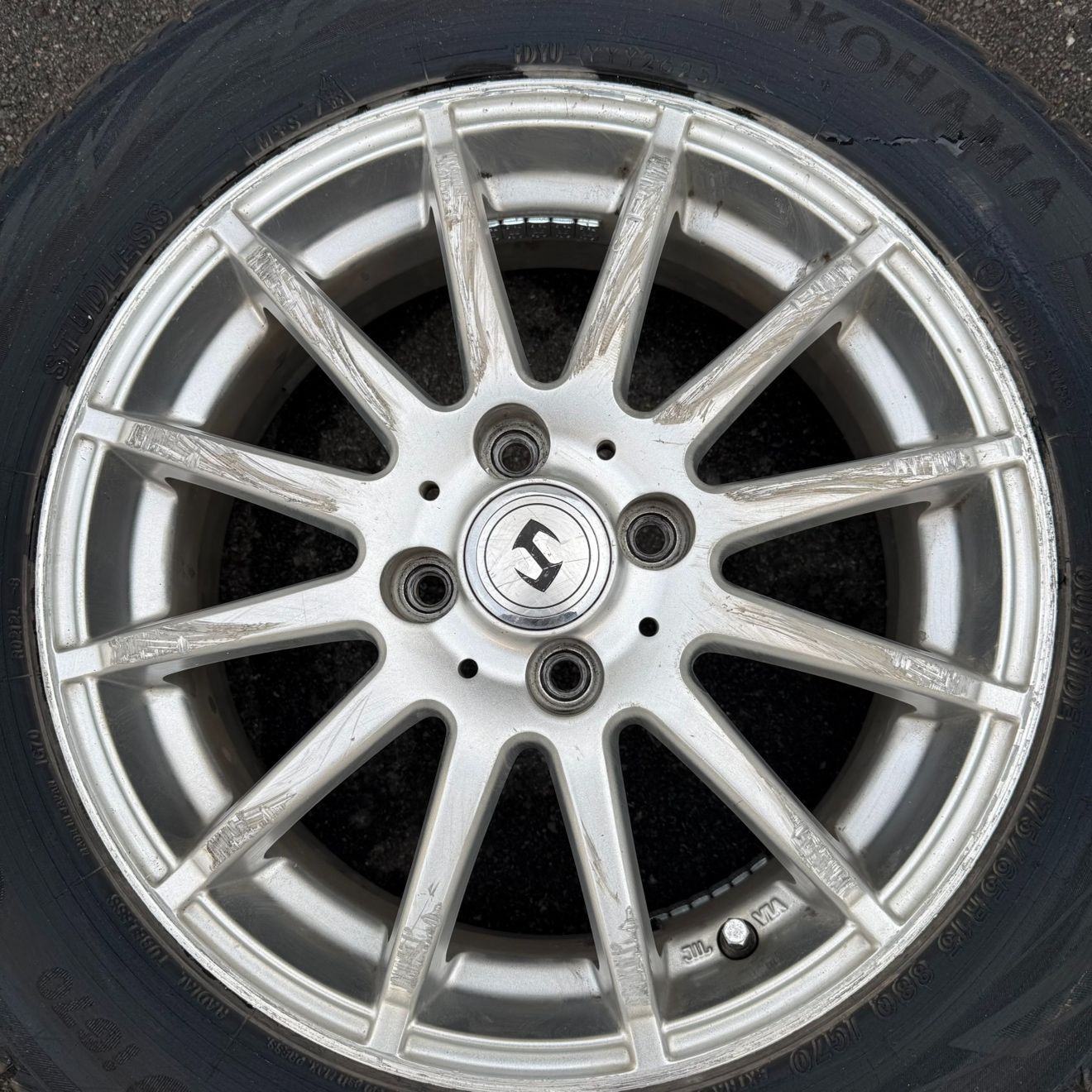 iceGUARD 175⁄65R15 88Q XL ヨコハマ アイスガード IG70 イボ付き 175 