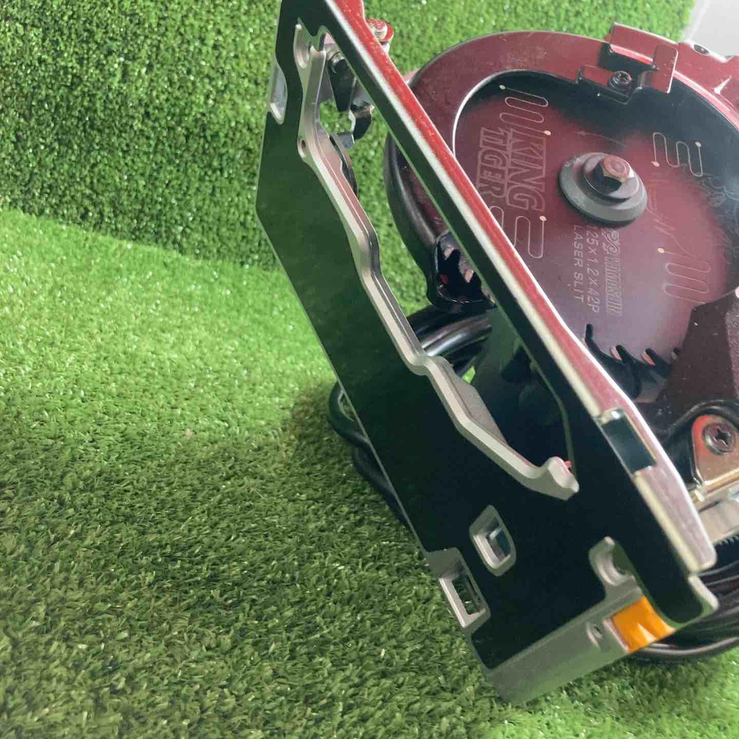  京セラ 電子内装丸ノコ AW 470 ED マルノコ 切断工具 切断機