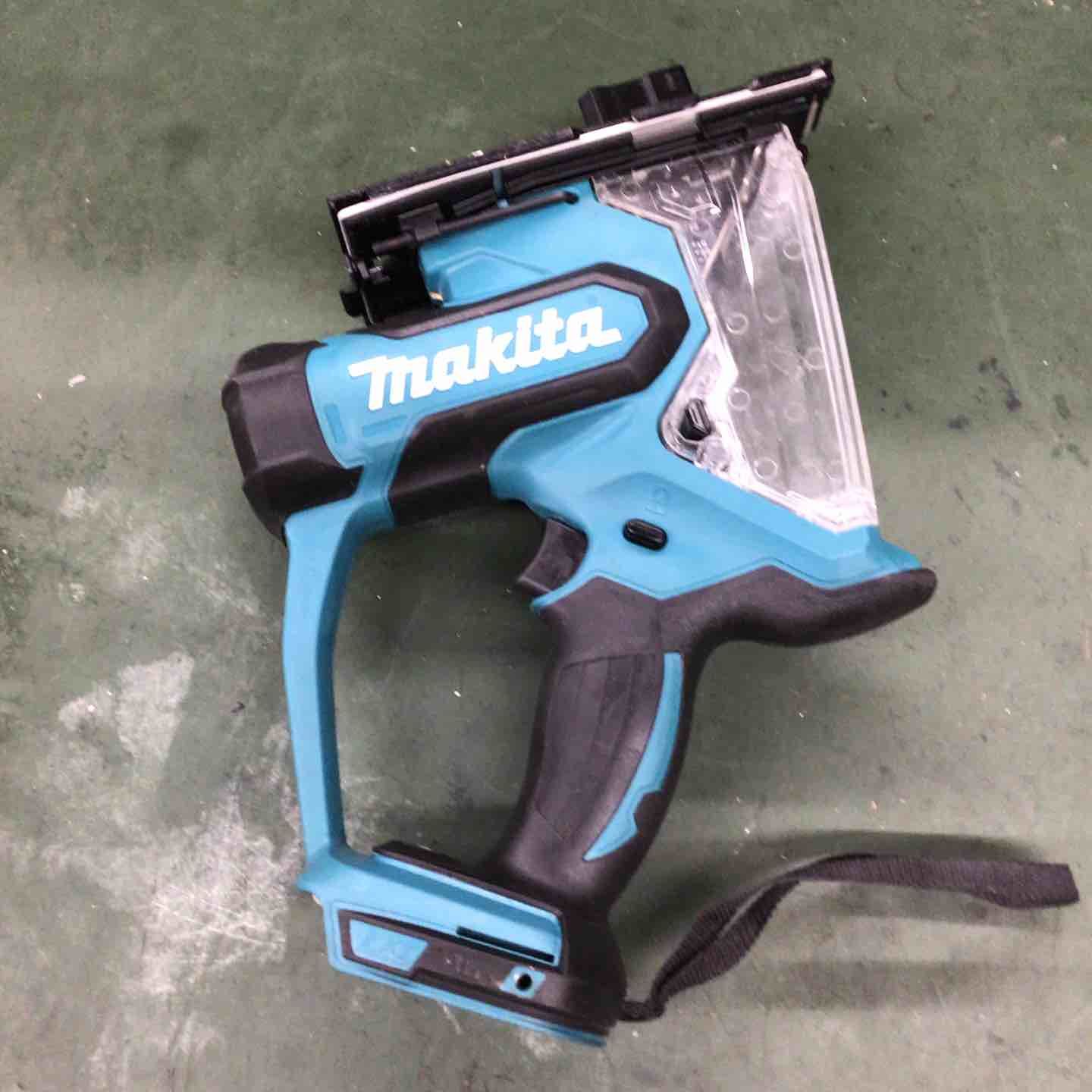 マキタ makita コードレスボードカッタ SD 180 DZ