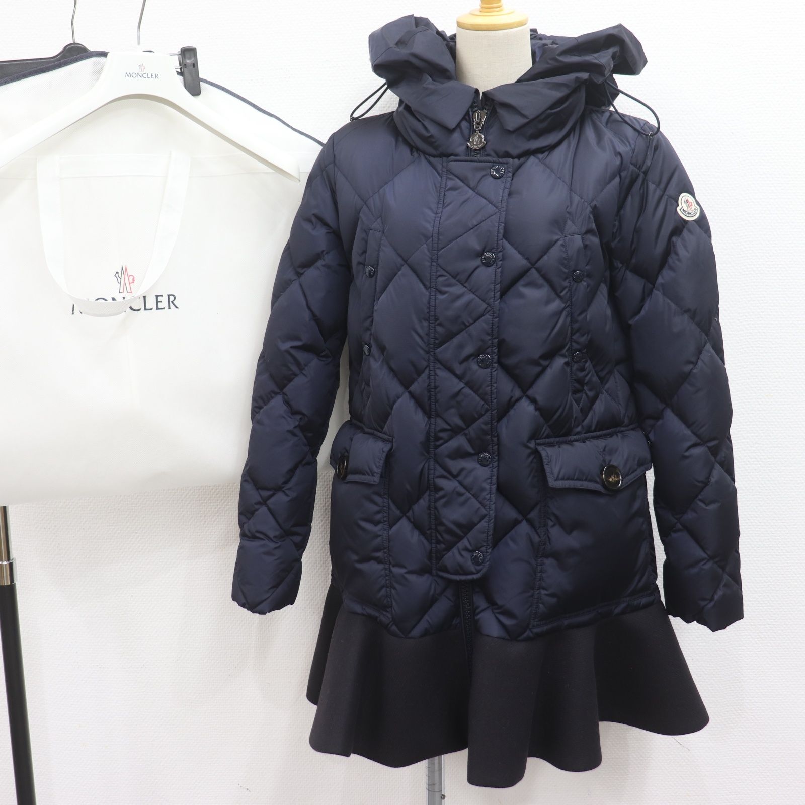 ITG4B8QD7R5W 国内正規品 MONCLER モンクレール VAULOGETTE 