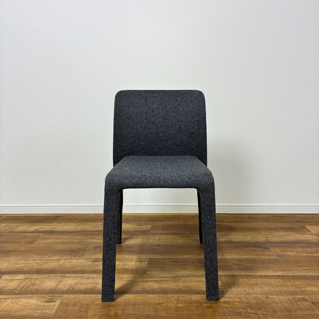 未使用品】MAGIS マジス DRESSED FIRST CHAIR dark grey ドレスド
