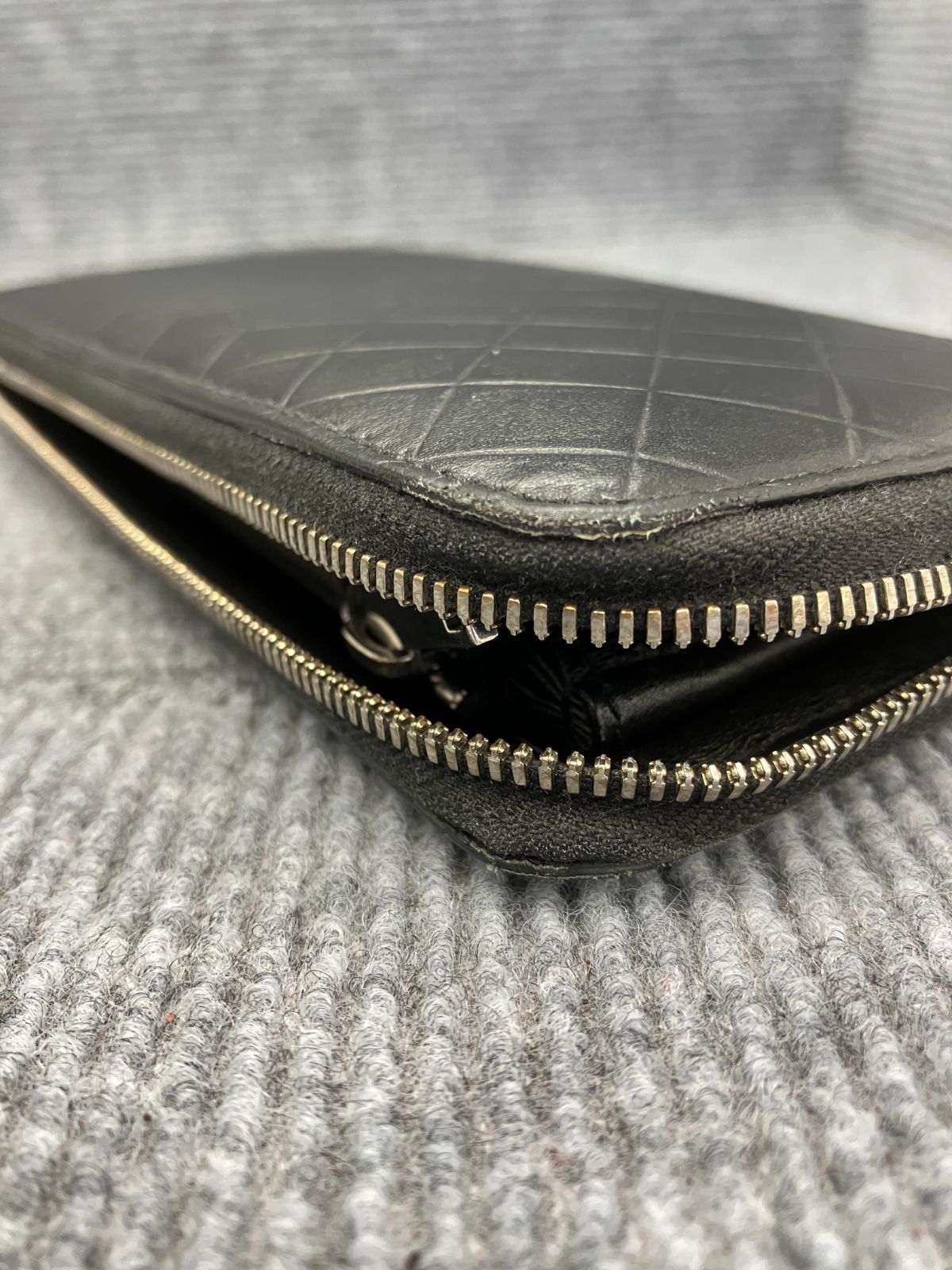 Bottega Veneta ボッテガヴェネタ 長財布 ラウンドファスナー イントレ