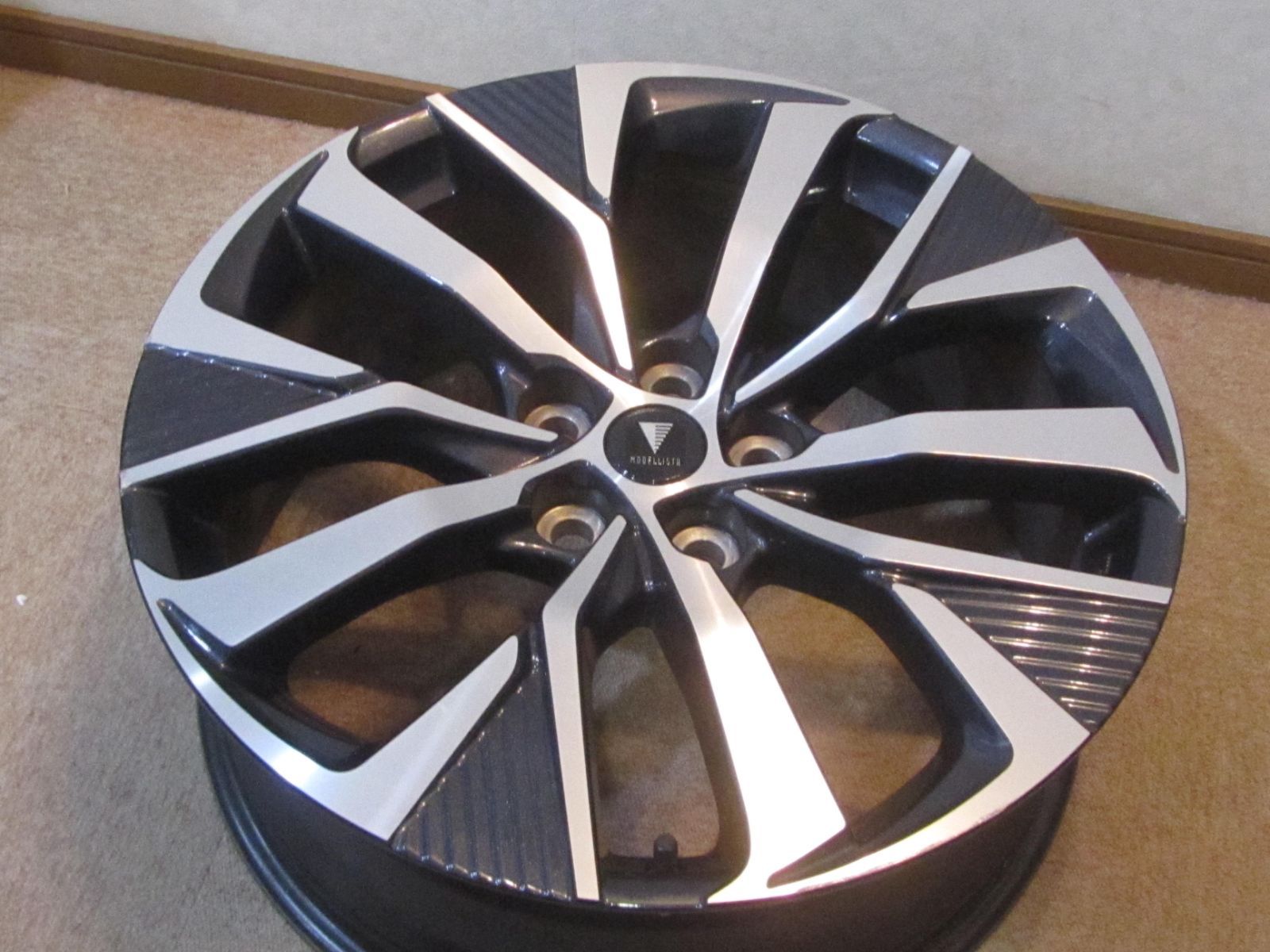 トヨタ純正オプション】40系アルファード モデリスタ 20インチホイール