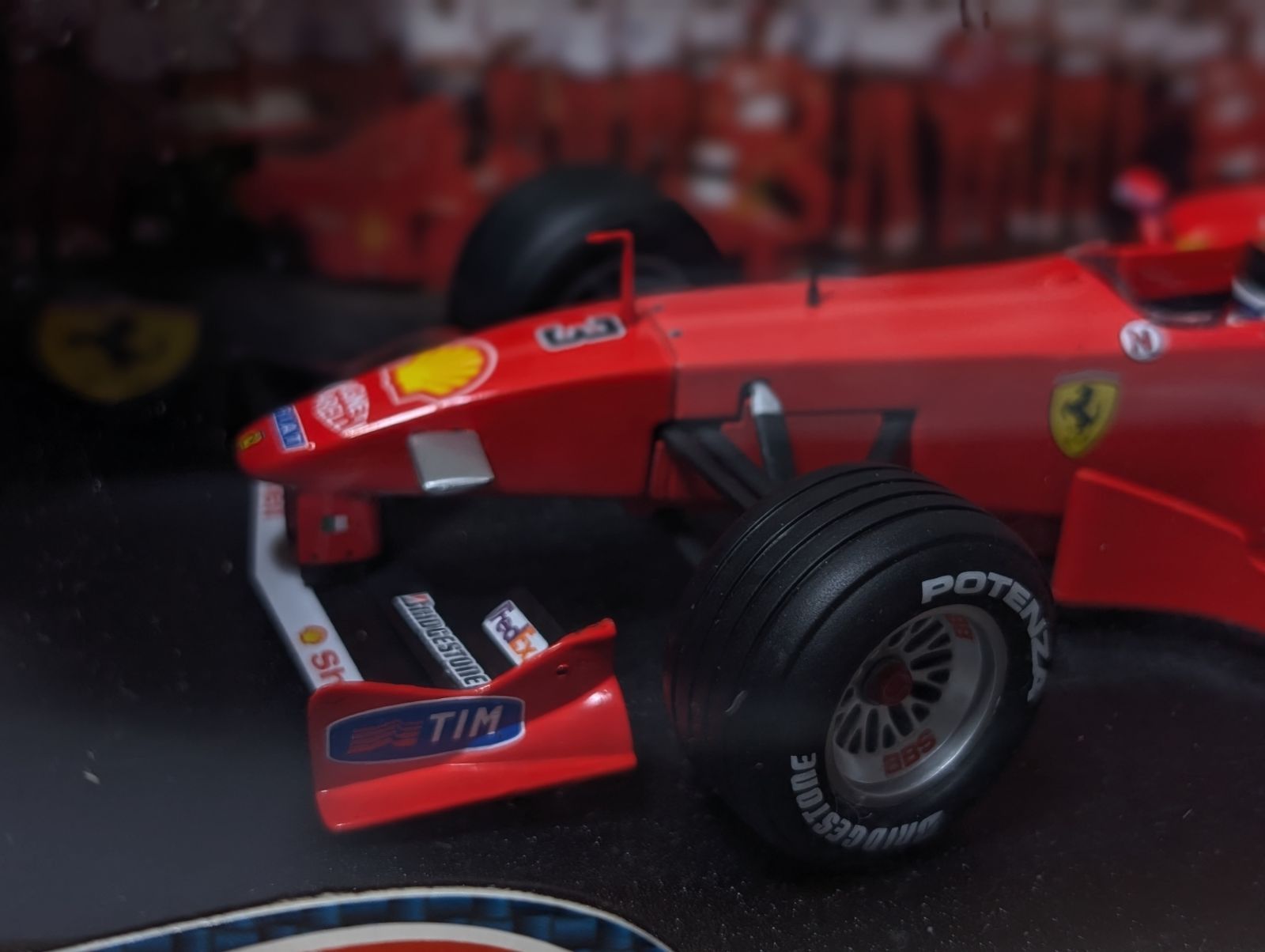 カーズ　マテル　ミハエルシューマッハ 希少未開封マテル1/18フェラーリF399ミハエル・シューマッハ - メルカリ