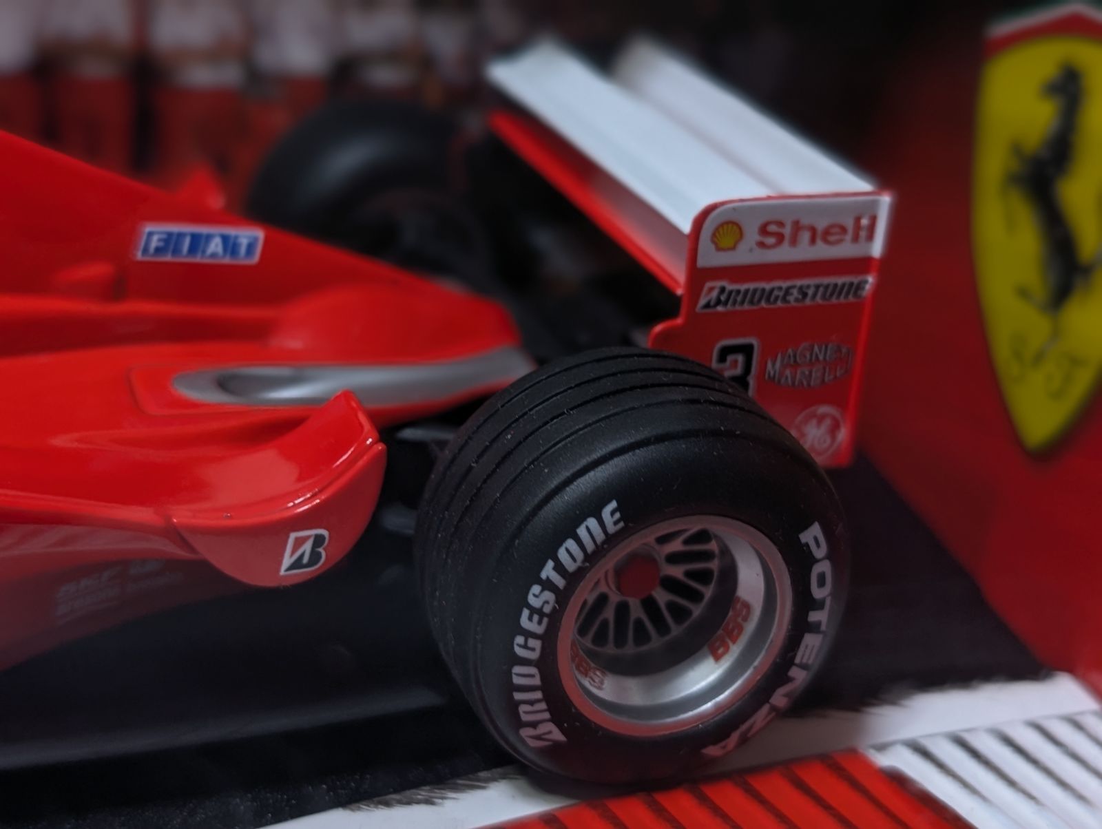 希少未開封マテル1/18フェラーリF399ミハエル・シューマッハ - メルカリ