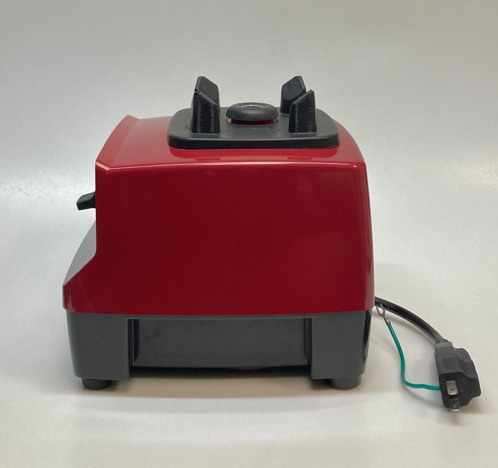 Vitamix TNC5200 レッド - メルカリ