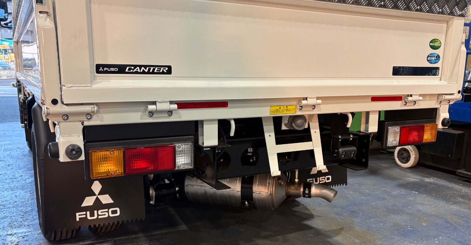 キャンターテールランプ/左右セット/ML250081/ML250082/FUSO/トラック/12v/純正/カスタム/純正品/適格請求書/法人様歓迎/福岡県