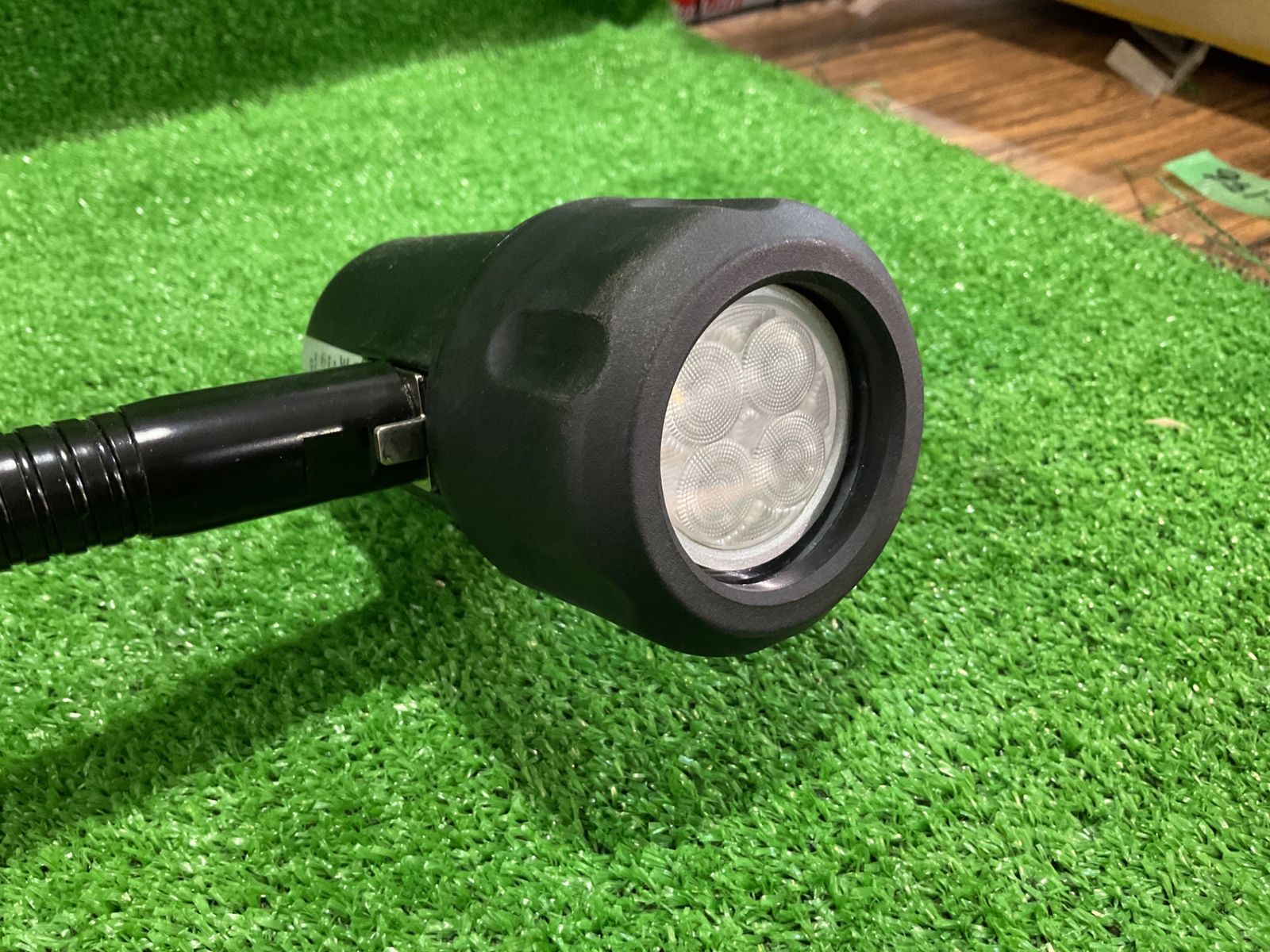 マグネット式LED作業灯