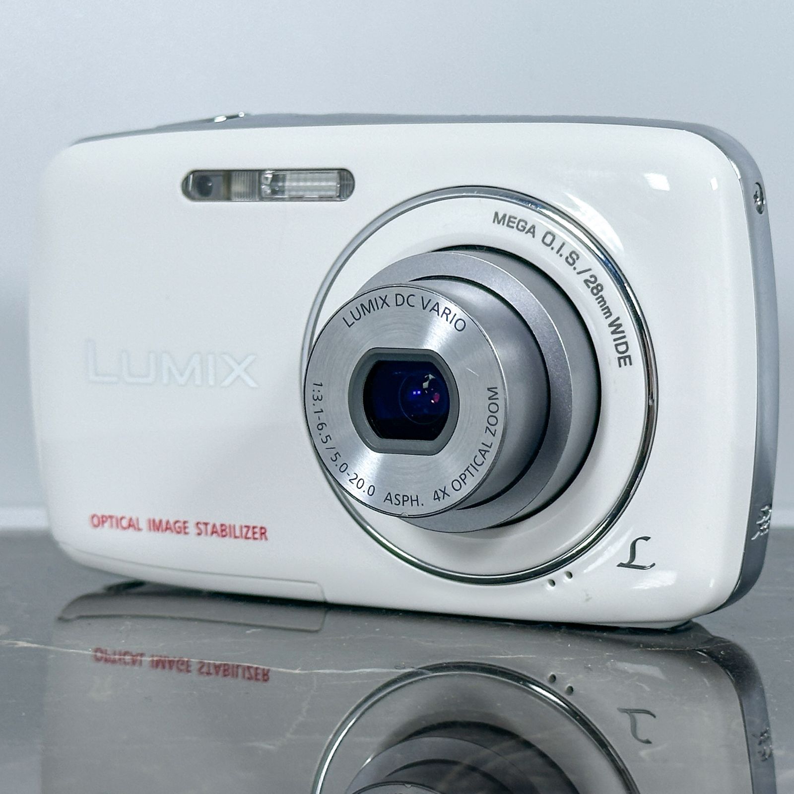 美品】Panasonic パナソニック LUMIX DMC-S1 ホワイト 1210万画素 光学