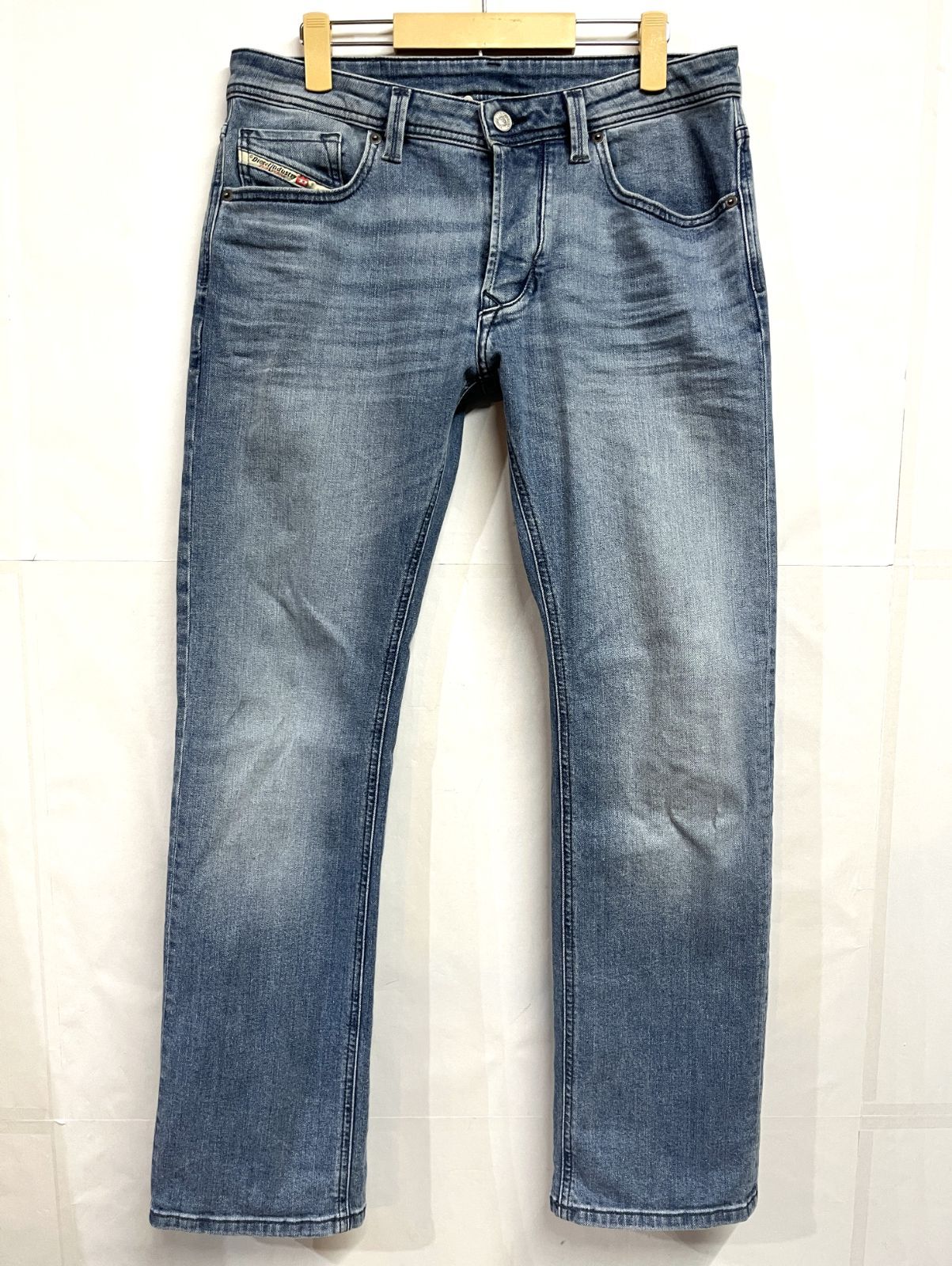 DIESEL｜ディーゼル 1985 LARKEE レギュラーデニムパンツ ジーンズ 