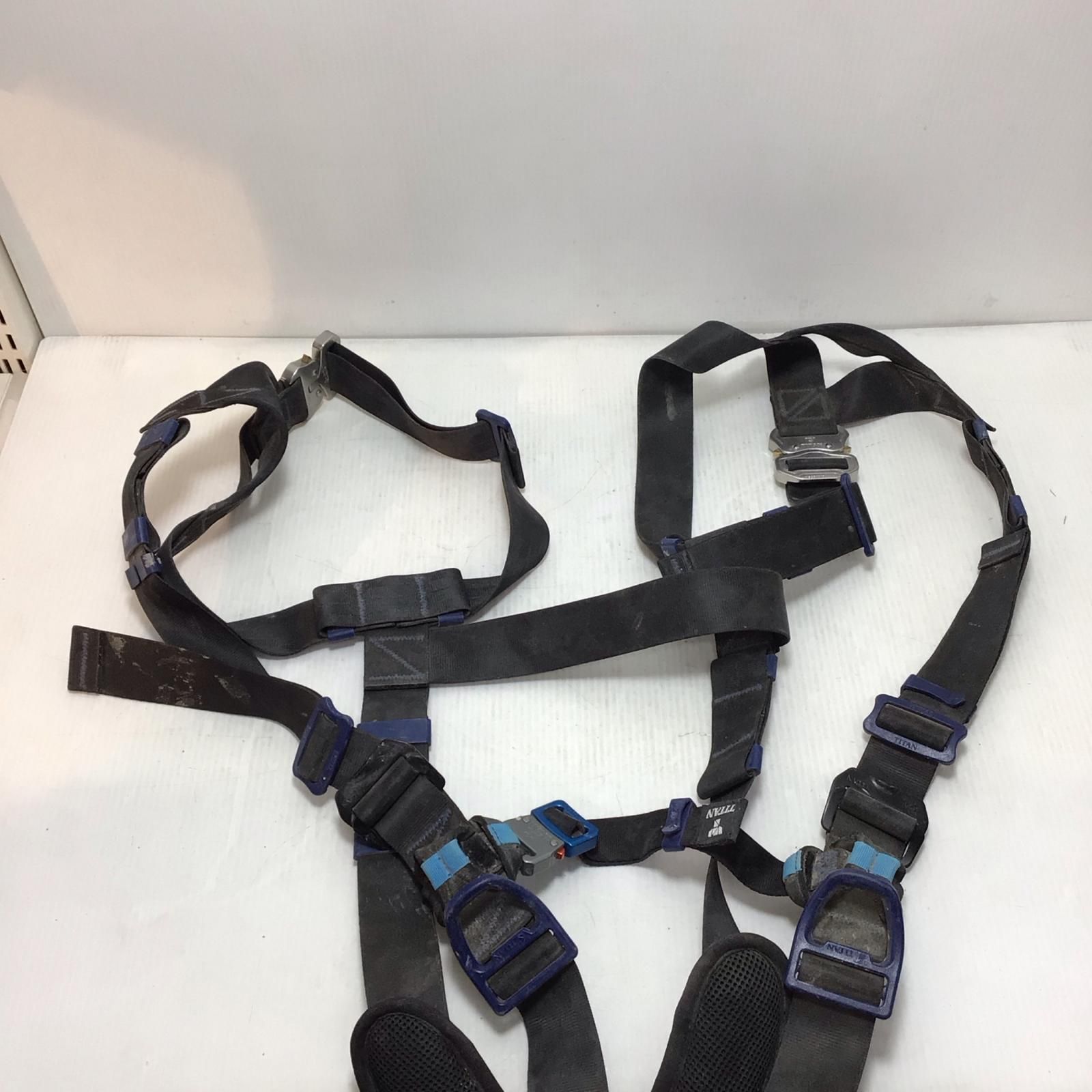  ΘΘTITAN フルハーネス型安全帯 程度B 巻取式シングルランヤード付 PAHN-10 A その他 特殊工具