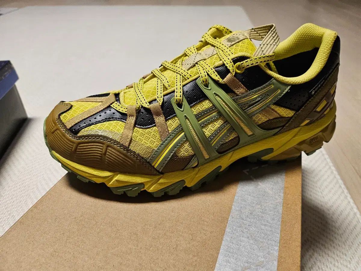 アシックス HS 4 S ゲル ソノマ 15 50 GORE TEX