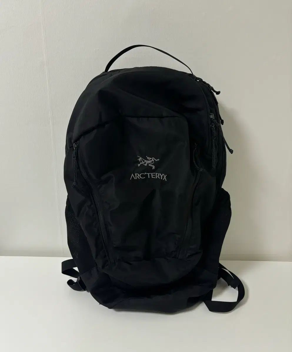 ARC TERYX アークテリクス マンティス Mantis 26 旧モデル