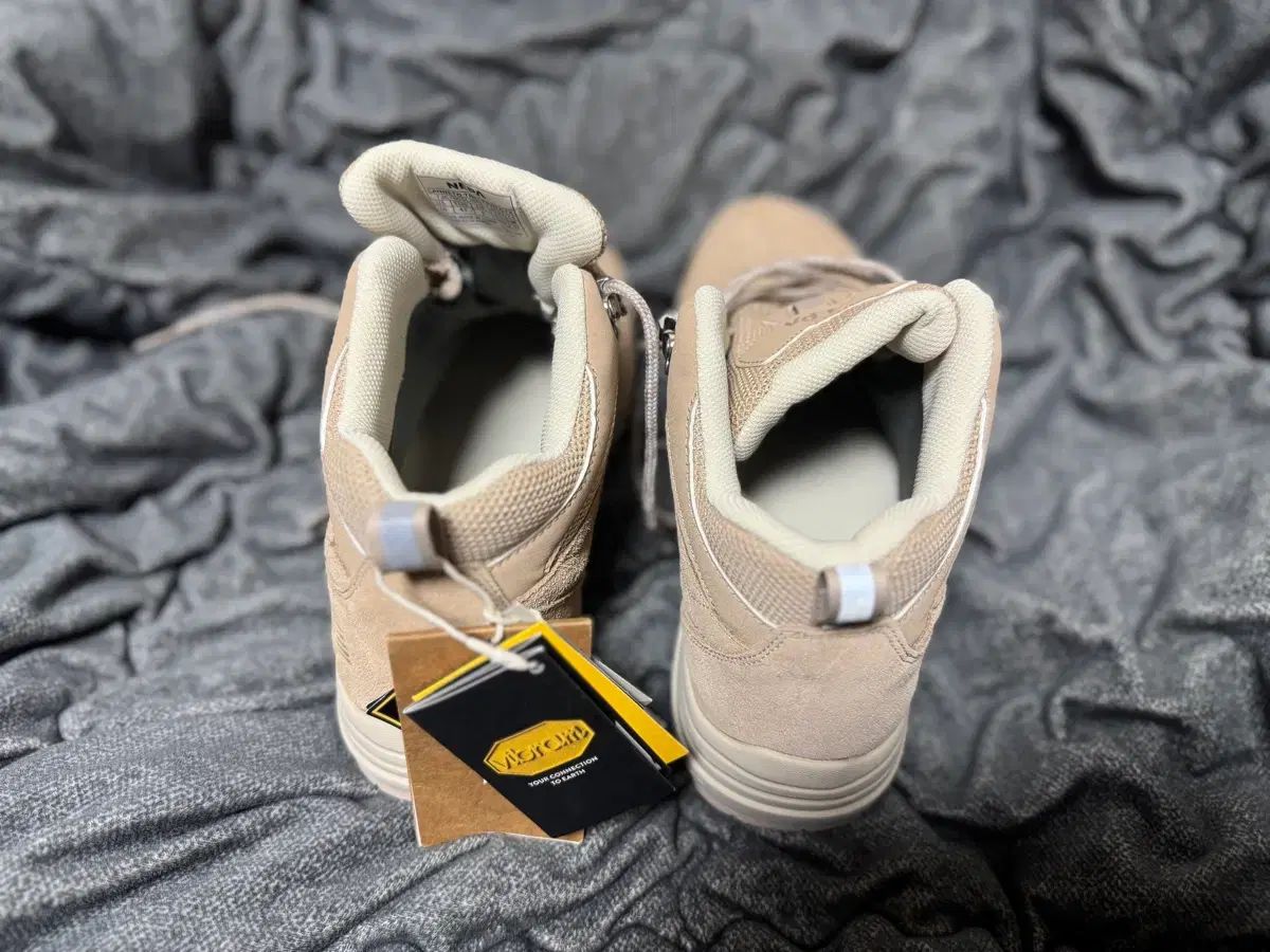 ♥ NEPA ネパ カンネト 登山靴 280 mm