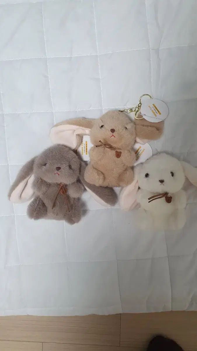 ハンズトイ うさぎ ぬいぐるみ キーホルダー セット 新品