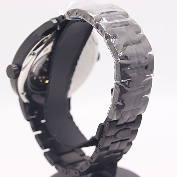 ブラック文字盤