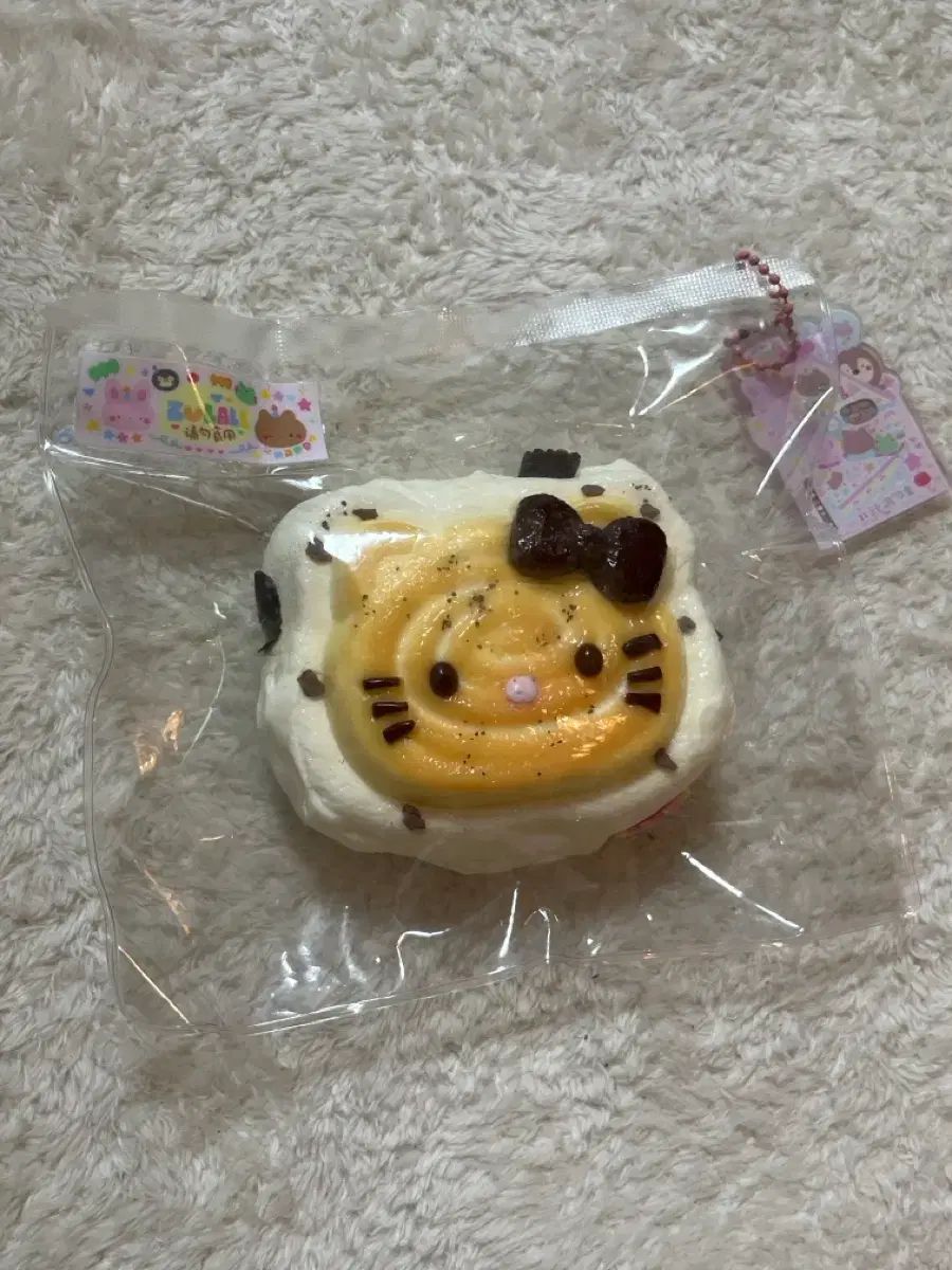 ハローキティ - チョコエッグ（ハローキティ コラ グルメ館 zulala