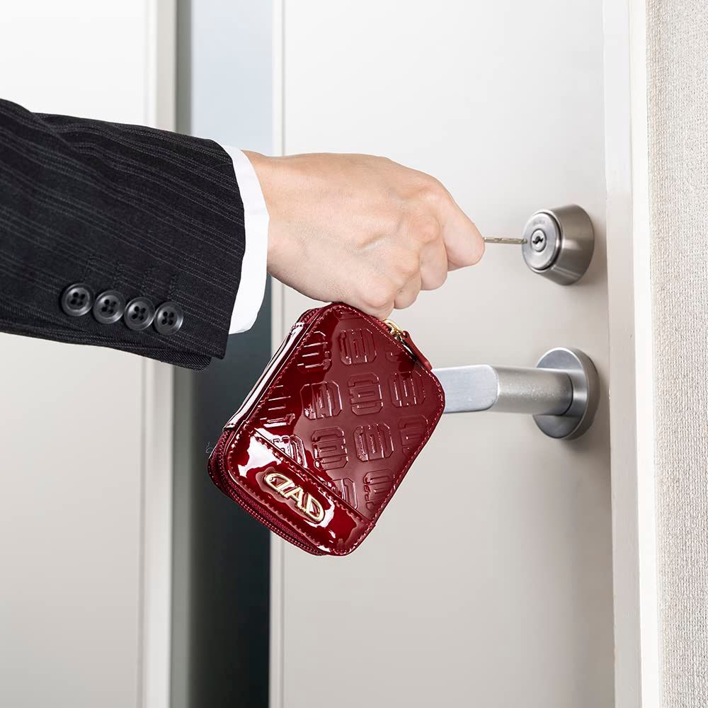 ディー.エー.ディー D.A.D ハナセナイ スマートキーケース モノグラムレザーエナメル ディープレッド|ゴールド ダブル - ミニウォレット HA 677-03-01 DAD ギャルソン