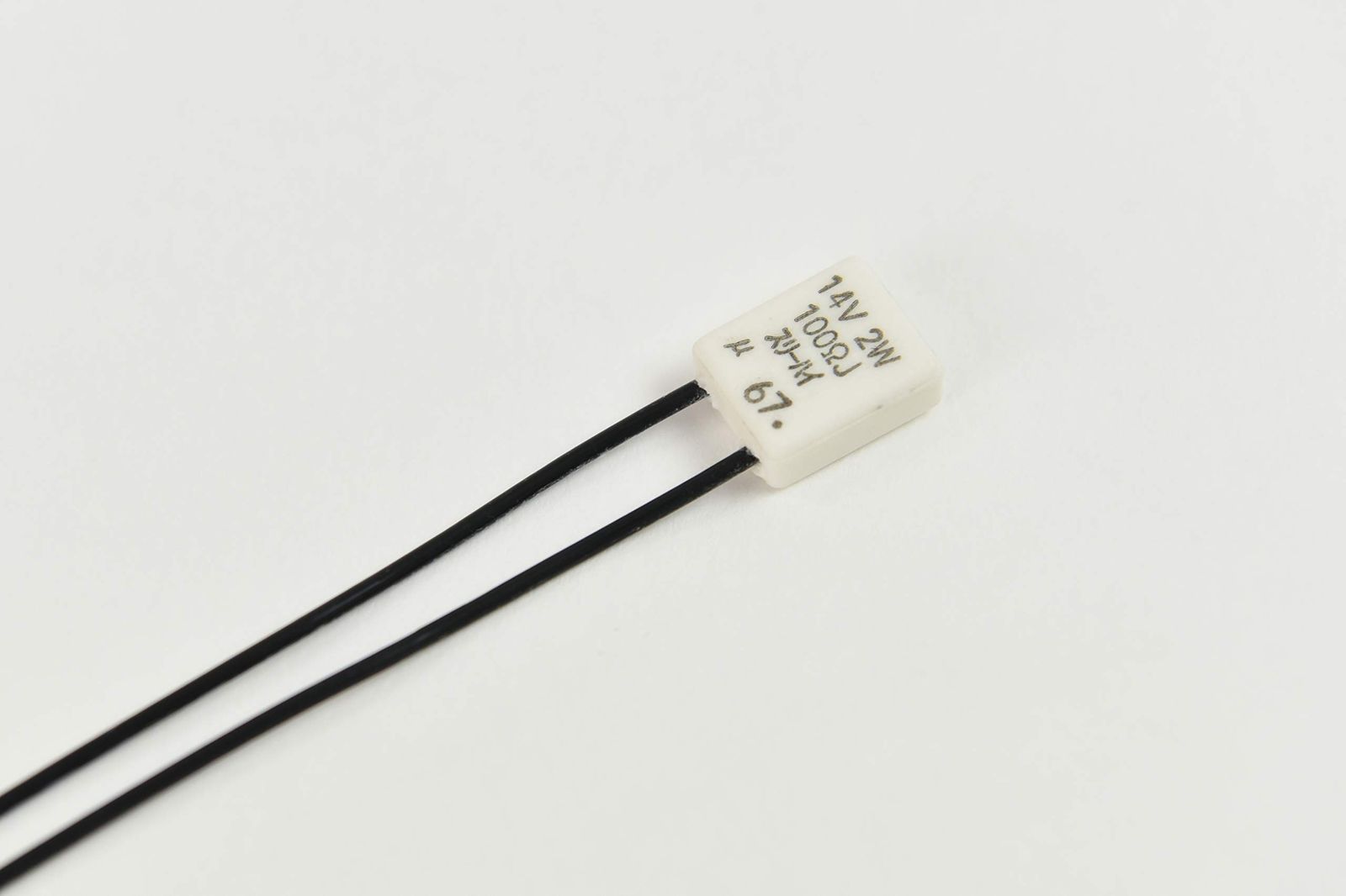 ThreeHigh セメンティングスポットヒーター 14 V 2 W 11 mm×13 mm MA 1113-14-2